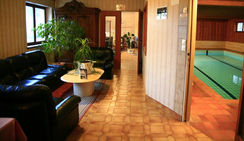 Hotel-Spa & Restaurant Logis Domaine Langmatt 뮈르바흐 외부 사진
